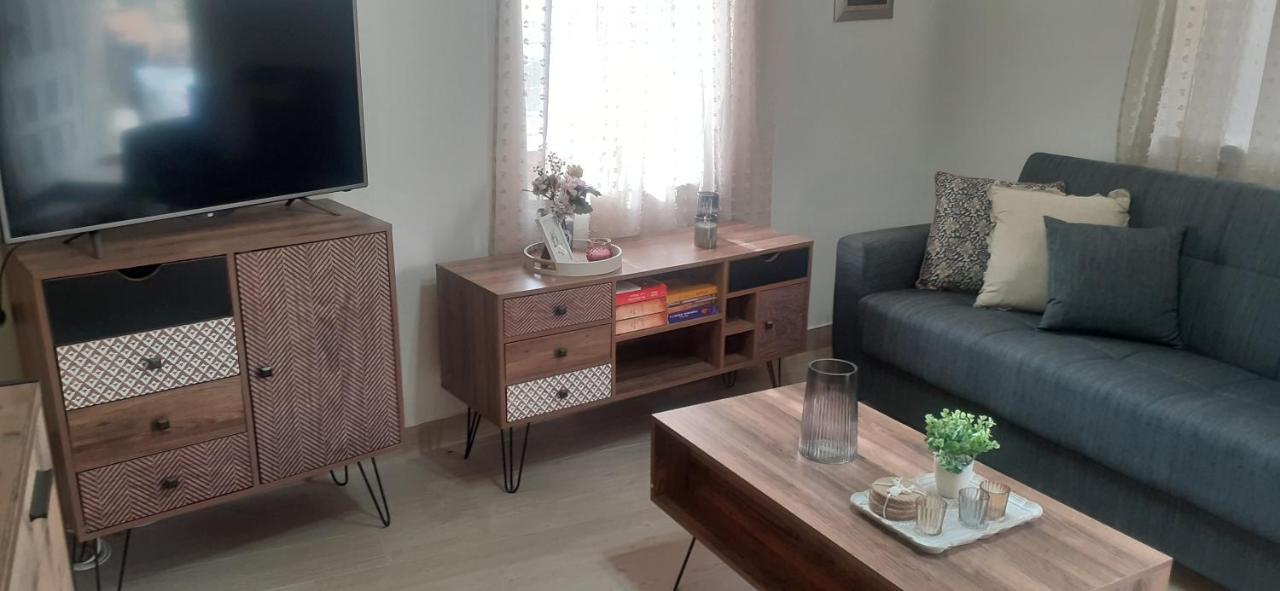 Вилла Namaste Family House Pombia Экстерьер фото
